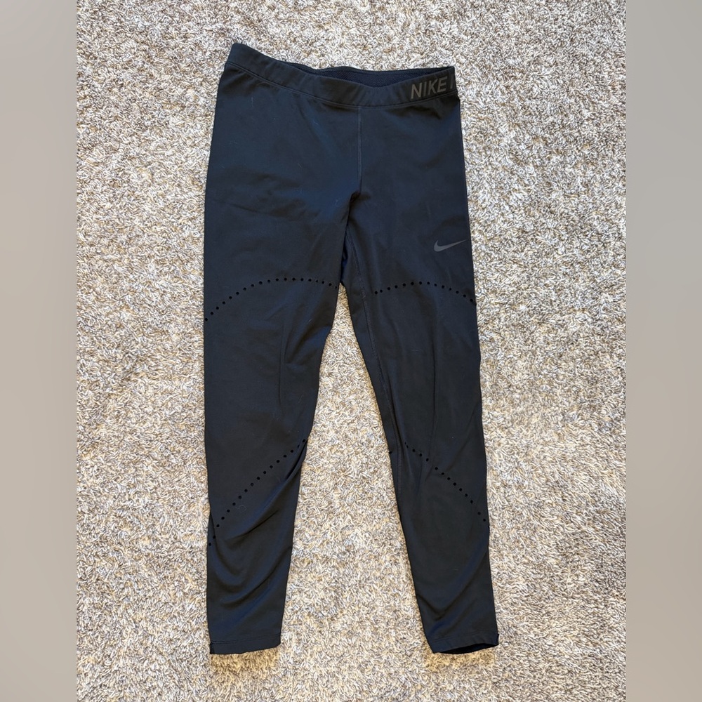 Nike Women’s Black Active Leggings